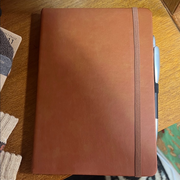 Thermax Thermal Wool Socks With journal Hardcover With Pen - Picture 3 of 3